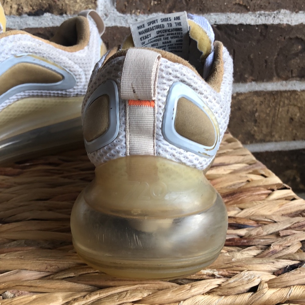 RARE Nike Air Max 720 Pale Vanilla Anthracite - Picture 6 of 12
